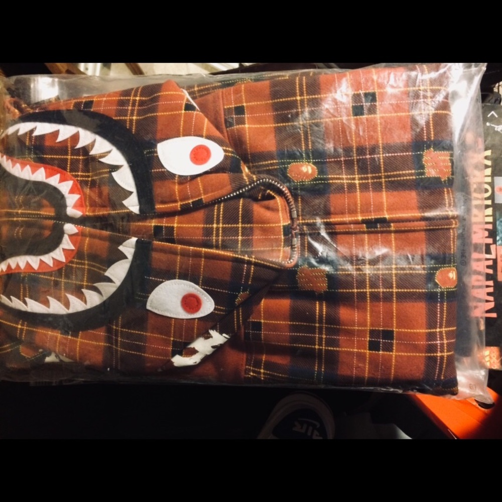 Bathing Ape BAPE x UNDEFEATED New Shark Hoodie